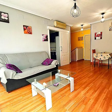 Stunning Two Level In Marina Appartement *